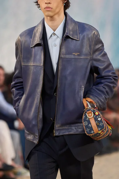 Look 39